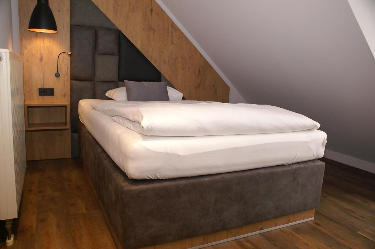 Hotel Gruener Baum 카우프보이렌 외부 사진