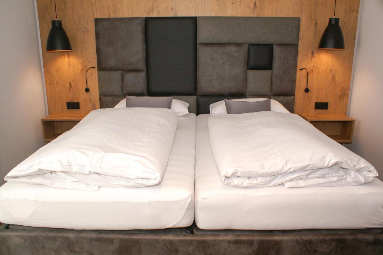 Hotel Gruener Baum 카우프보이렌 외부 사진
