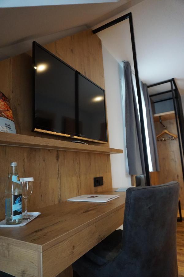 Hotel Gruener Baum 카우프보이렌 외부 사진