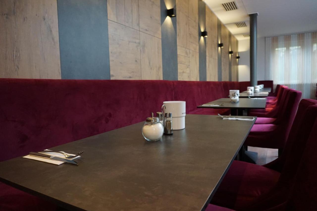 Hotel Gruener Baum 카우프보이렌 외부 사진